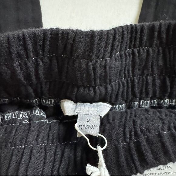 Johnny Was Black Cropped Drawstring Pull-on Pants Style O66621AE Size Small NWT - Picture 4 of 7